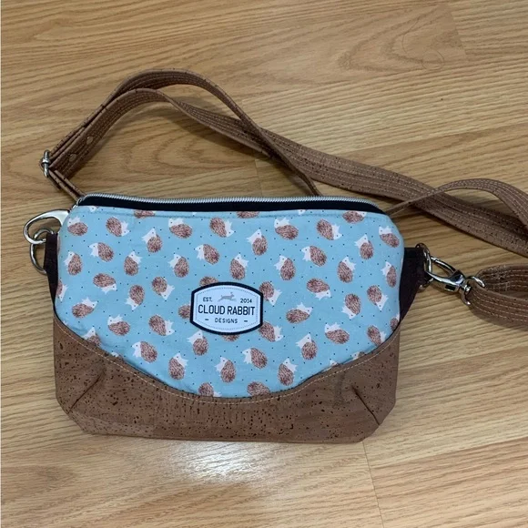 Cloud Rabbit Crossbody Bag - Picture 2 of 6